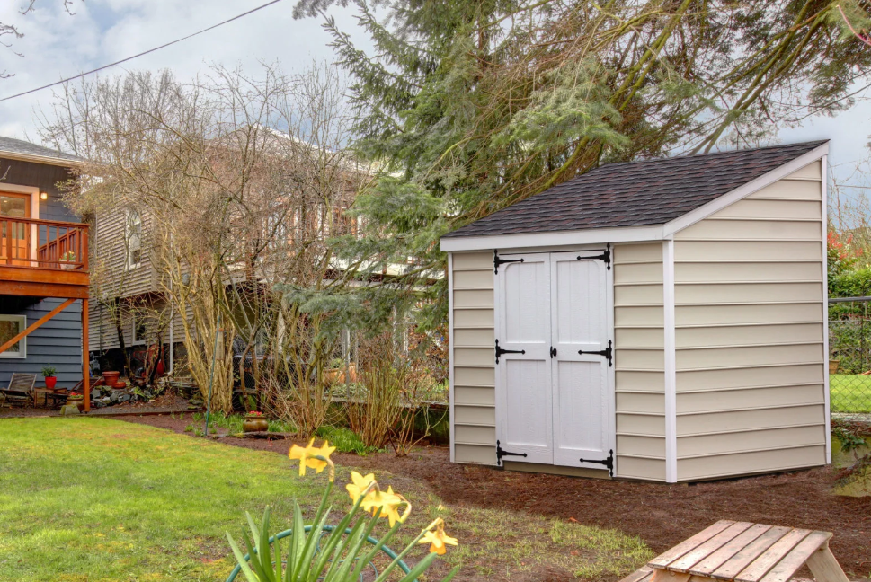 lean-to-shed