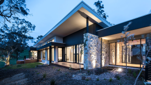 5 Key Factors to Consider When Hiring a Custom Builder in Palm Beach